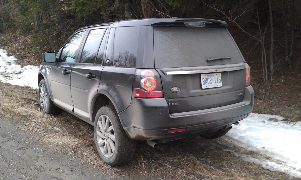 Land-Rover-LR2-2013-2
